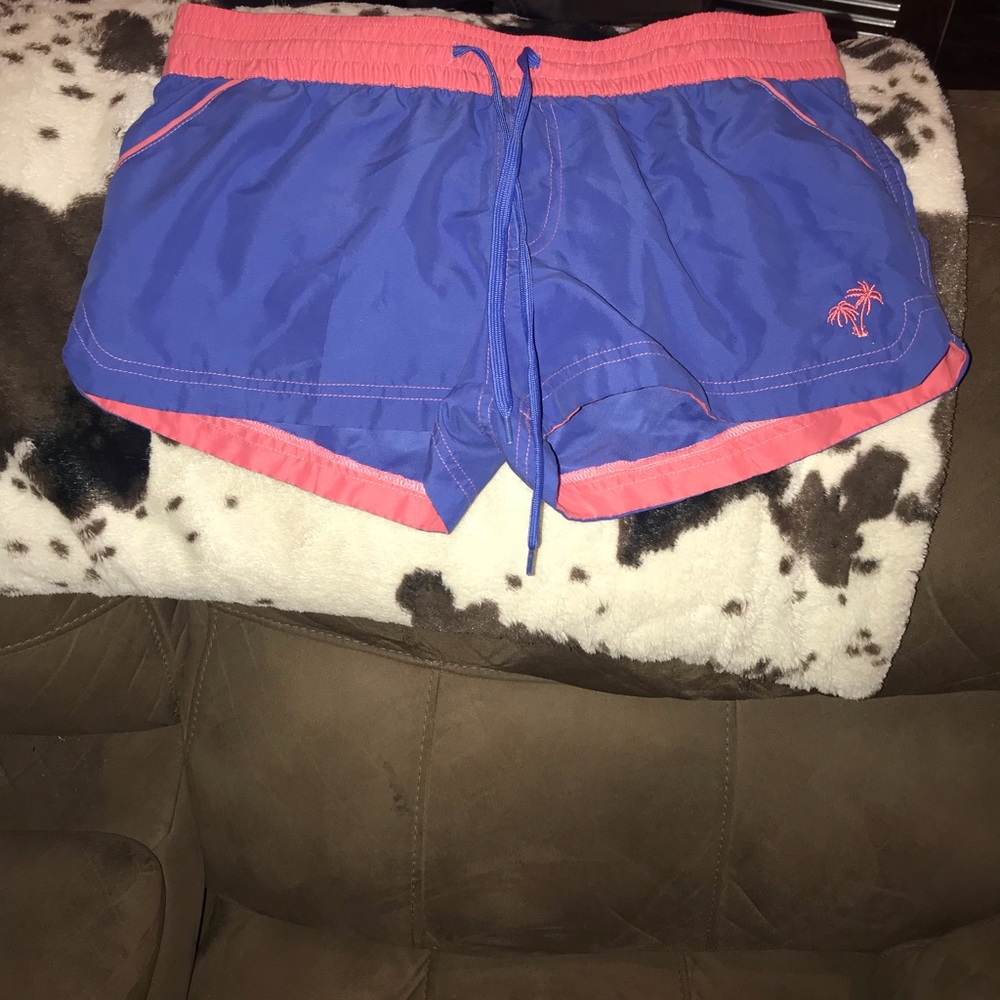 Women’s shorts